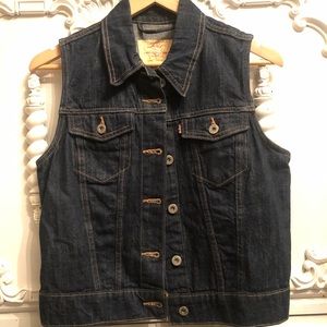 Levi’s Vest